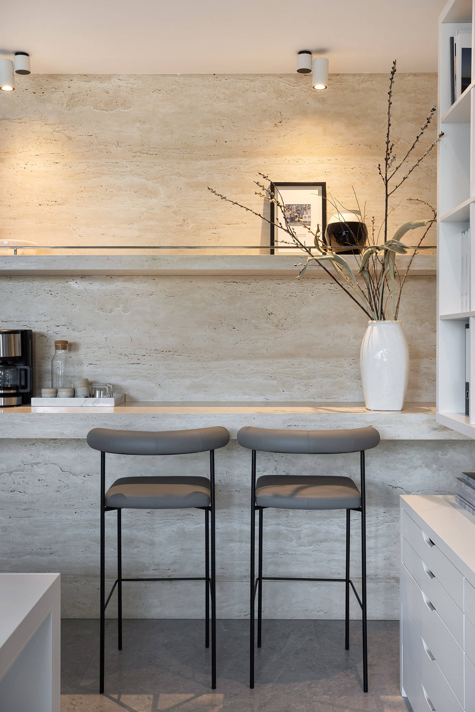 BE Interiors — Ofis